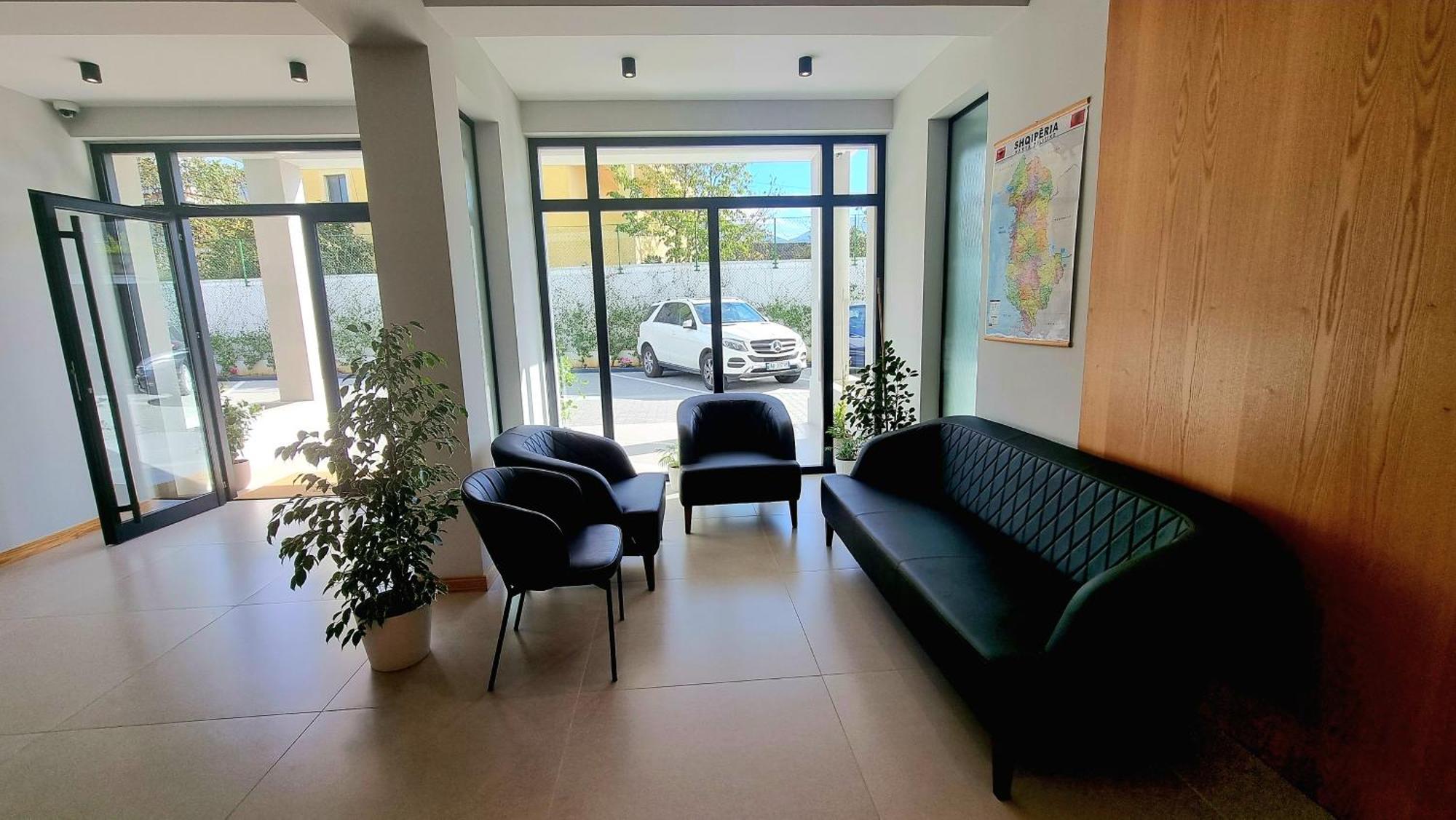 Sibb Hotel Tirana Exterior foto