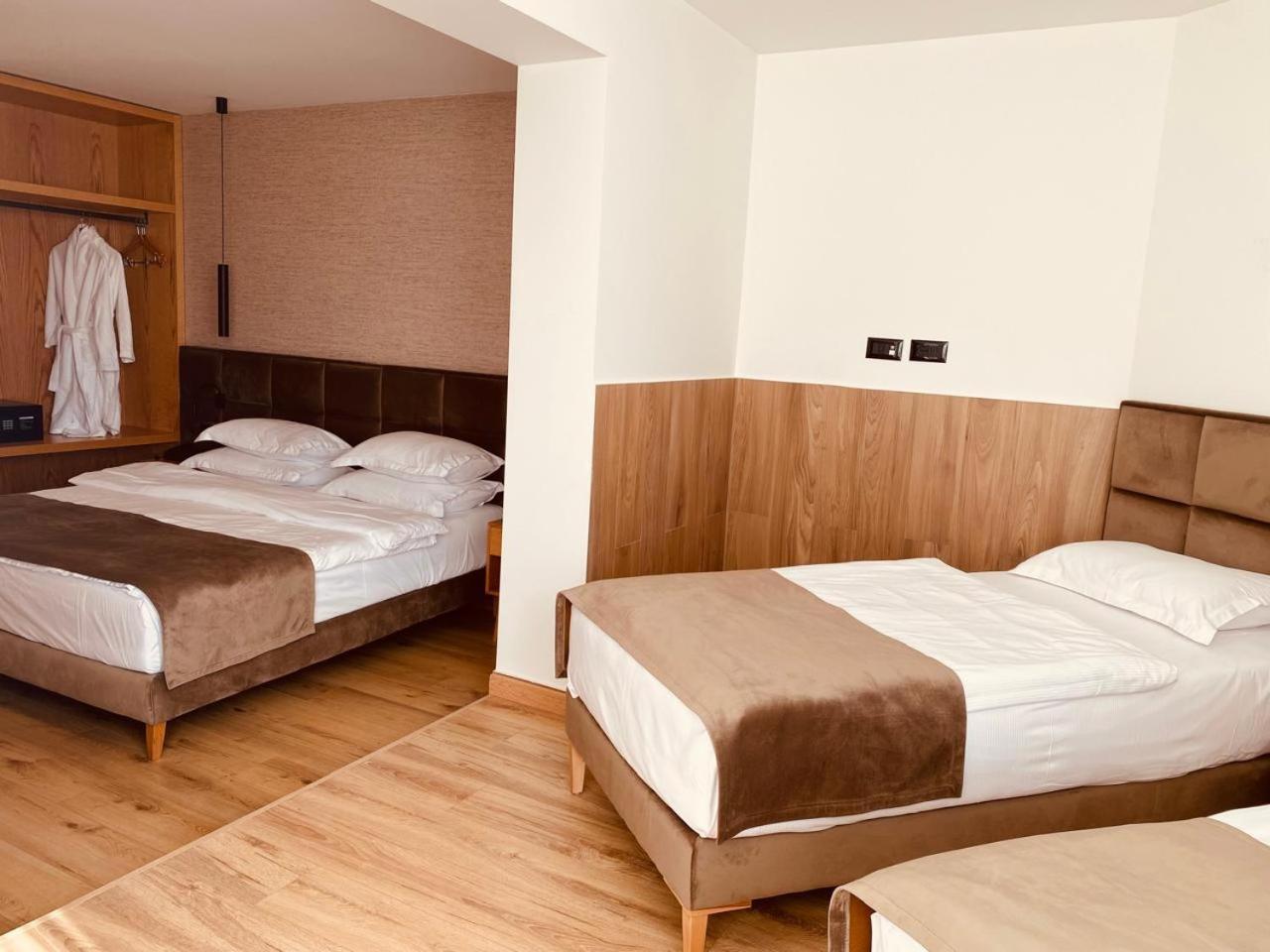 Sibb Hotel Tirana Exterior foto